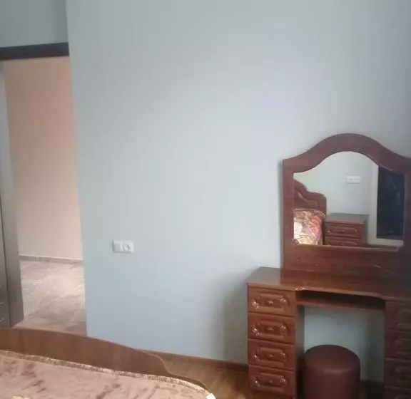 اتاق لوکس, Guest House 293