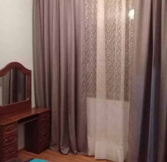 اتاق لوکس, Guest House 293