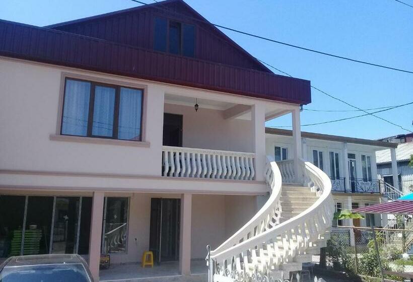 اتاق لوکس, Guest House 293