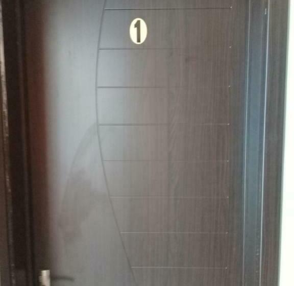 اتاق لوکس, Guest House 293