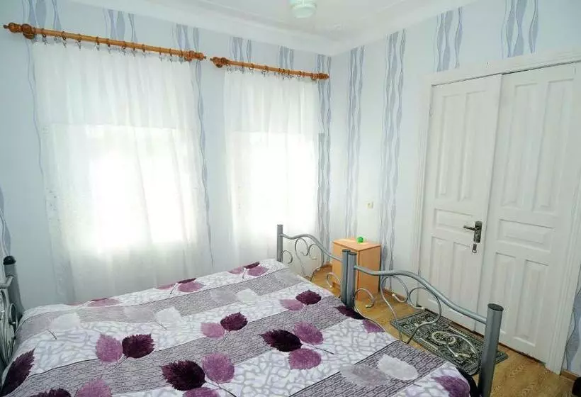 اتاق استاندارد, Guest House Darejani