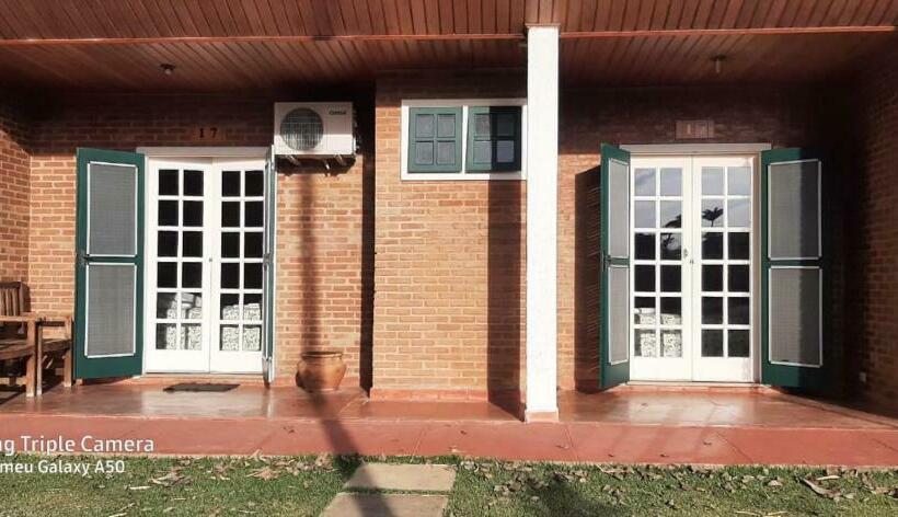 スタンダードトリプルルーム, Bougainville Hotel Fazenda