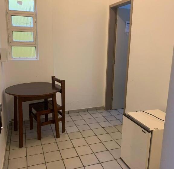 חדר סטנדרט לשלושה, Amarante