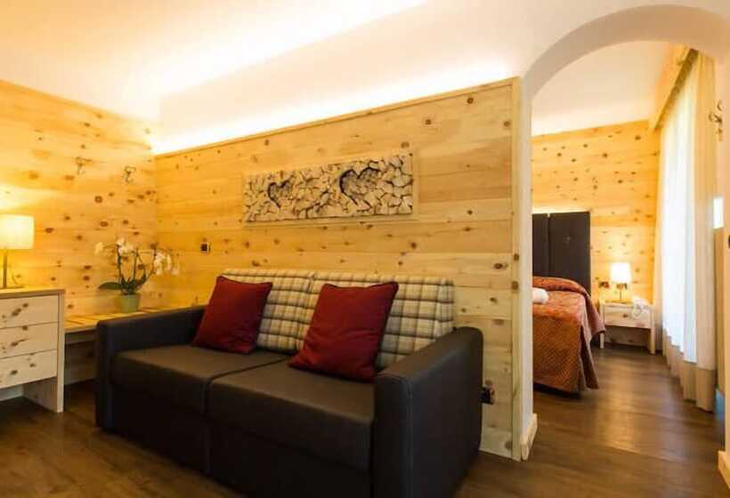 小型套房, Cristina