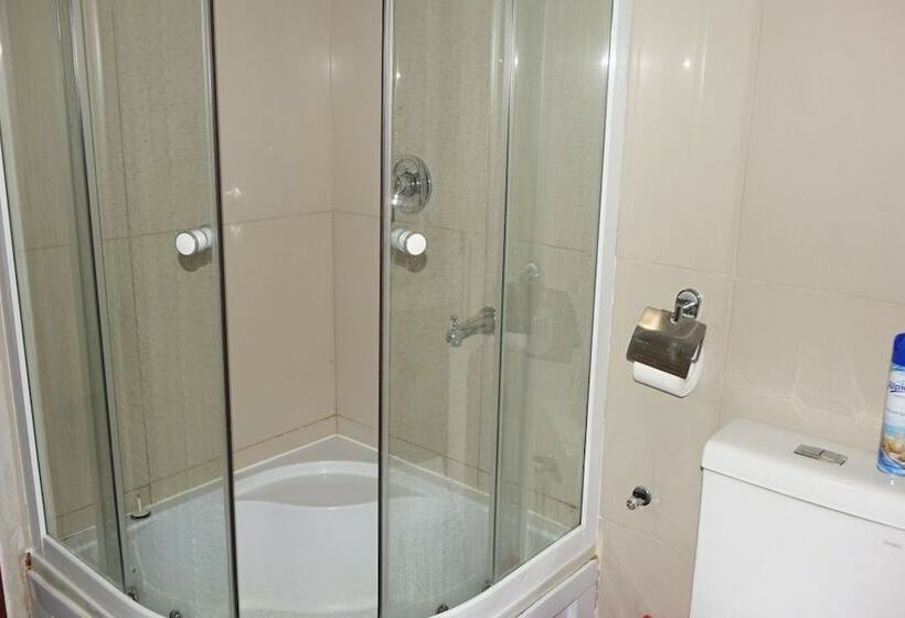 اتاق استاندارد سه نفره, Guest House Markiza