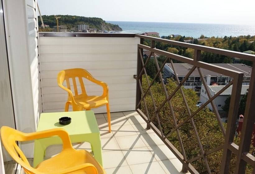 اتاق خانوادگی, Guest House Markiza