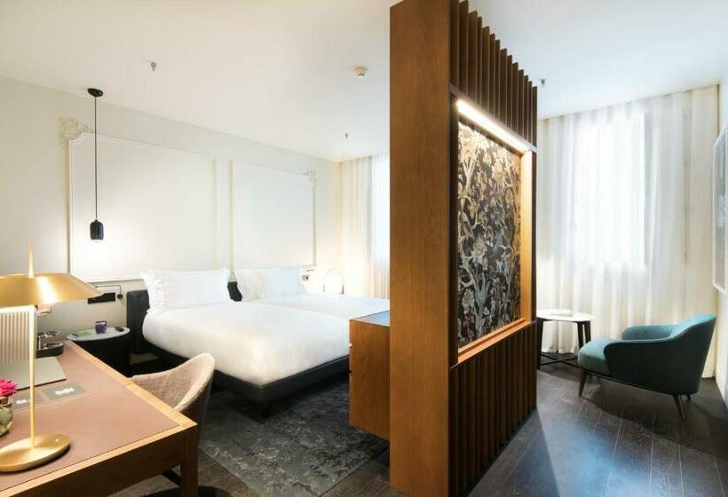 سوییت جونیور, Mercer Sevilla 5 Gl