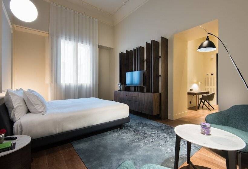 سوییت جونیور, Mercer Sevilla 5 Gl