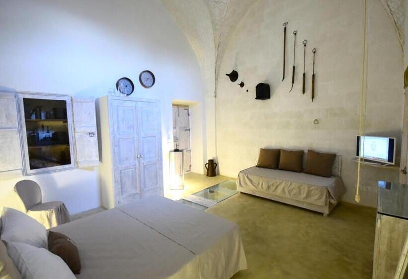 غرفة سوبيريور, Palazzo Castriota