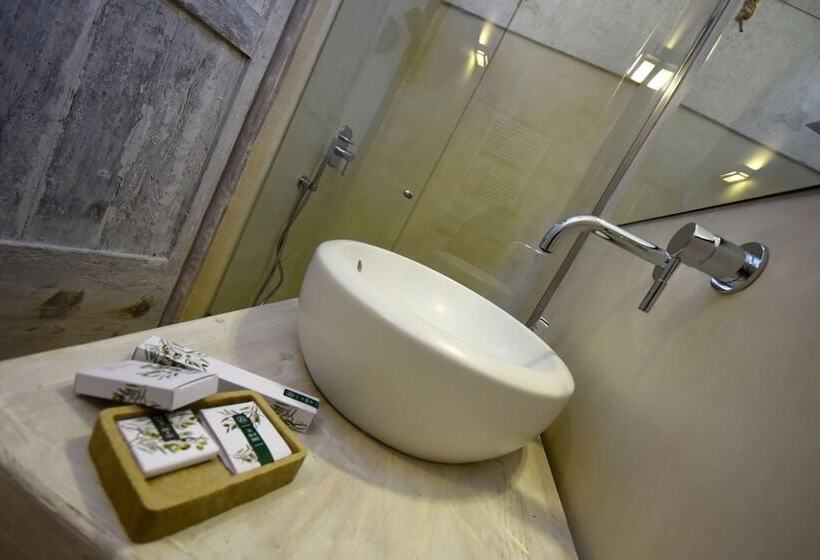 غرفة سوبيريور, Palazzo Castriota