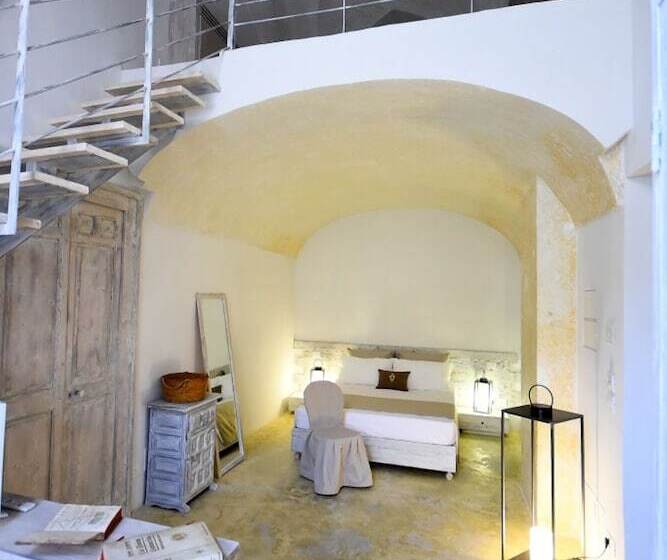 Номер Deluxe, Palazzo Castriota