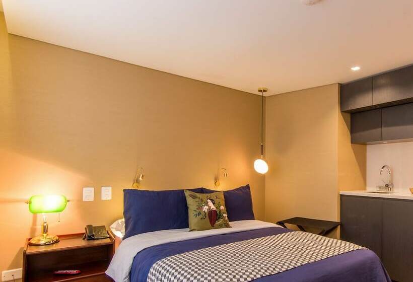 إستوديو قياسى, Regina