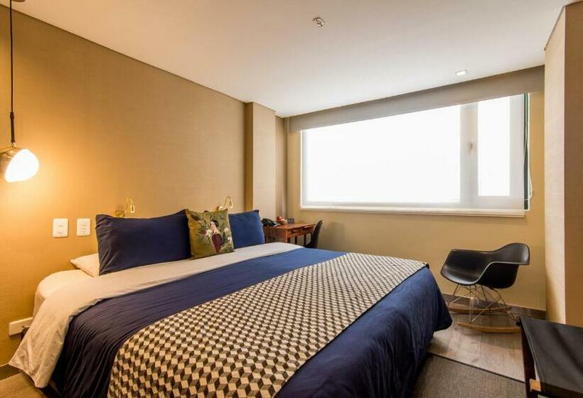 غرفة قياسية, Regina