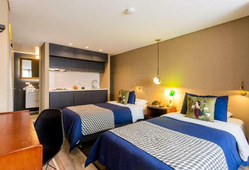 غرفة قياسية, Regina