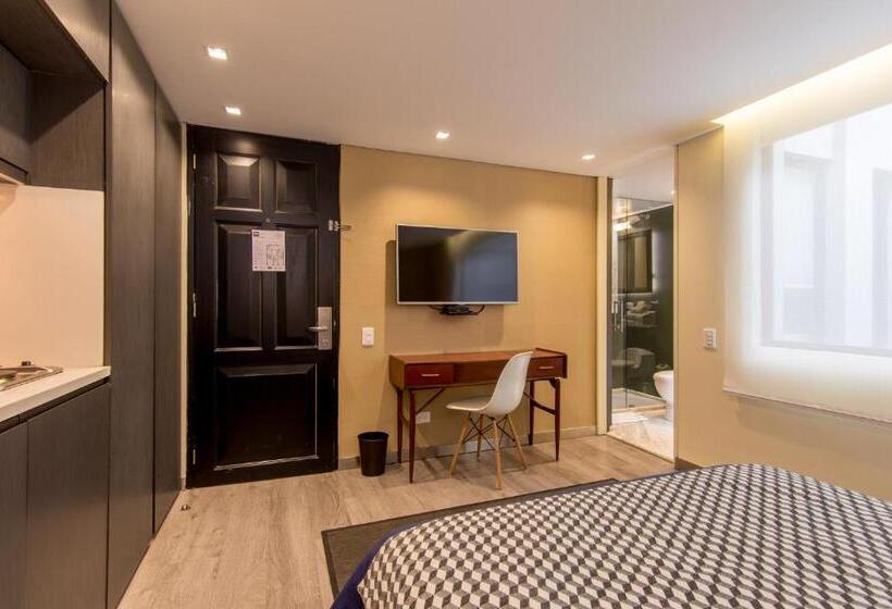 إستوديو قياسى, Regina