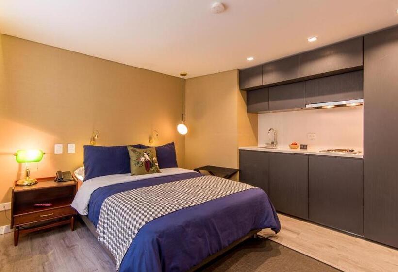 إستوديو قياسى, Regina