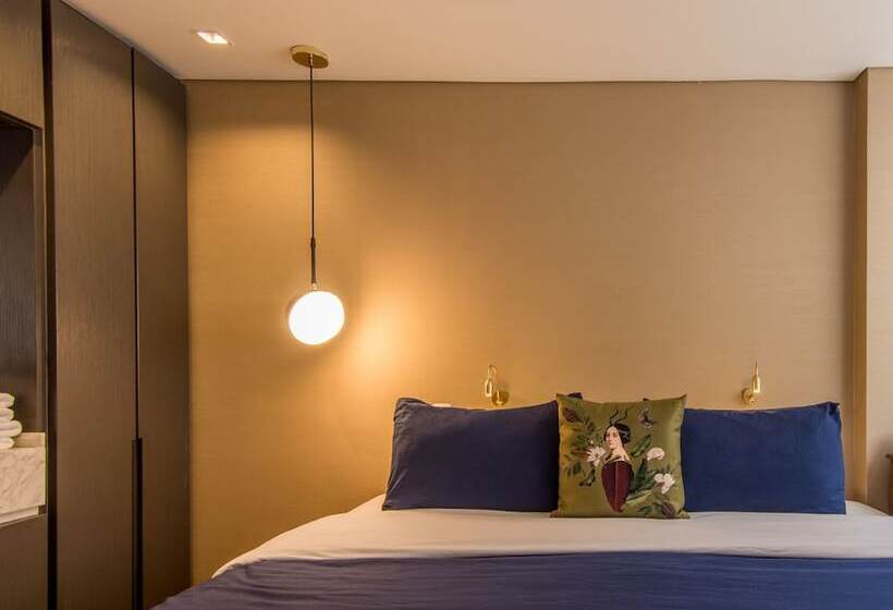 غرفة قياسية, Regina