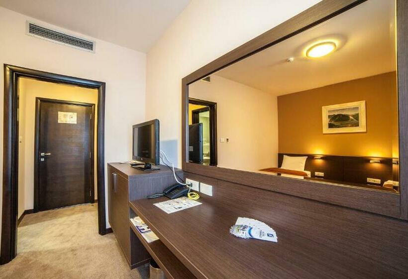 اتاق استاندارد, Terminus