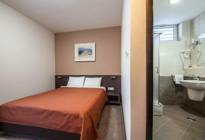 اتاق استاندارد, Terminus