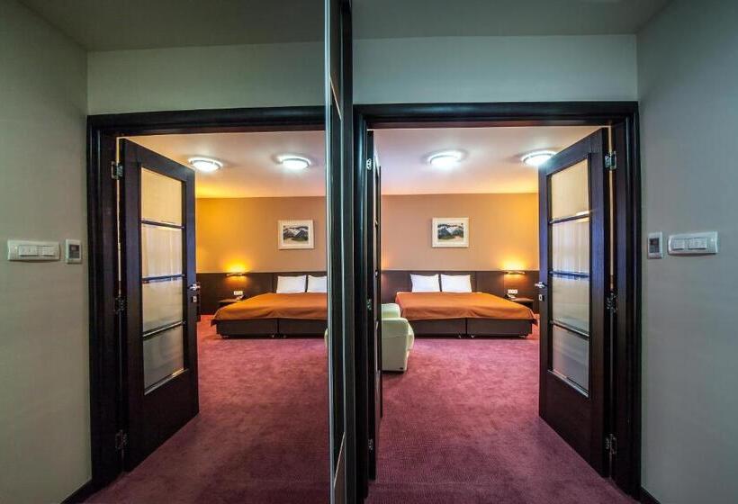 سوییت جونیور, Terminus