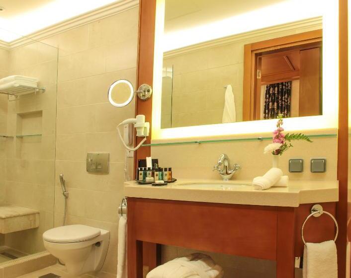 اتاق لوکس, Thousand Nights Hotel Amman