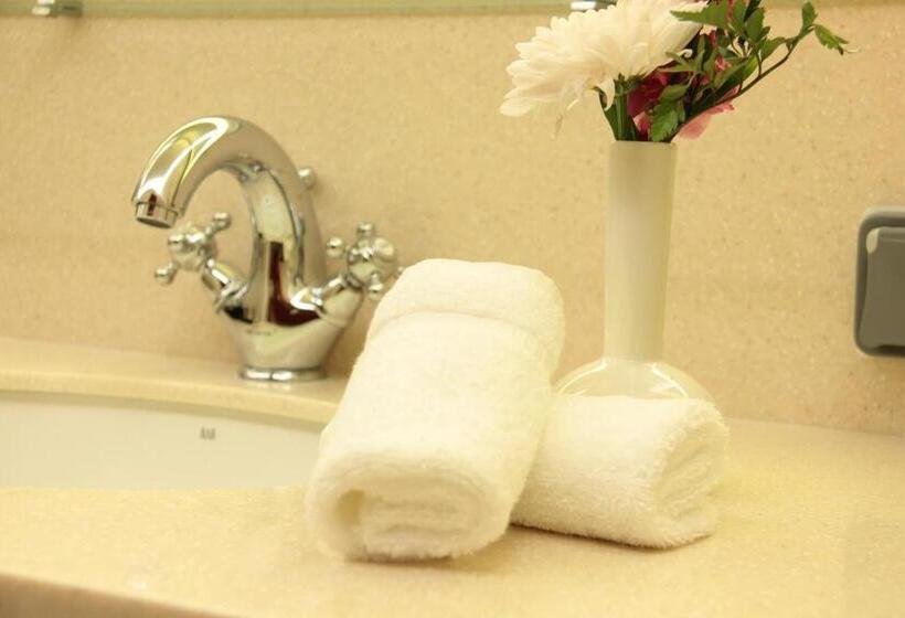 اتاق لوکس یک تخته, Thousand Nights Hotel Amman