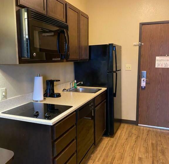 Номер Стандарт Адаптированный для Инвалидов, Suburban Studios Washington, Pa