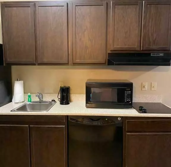 身障者適用スタンダードルーム, Suburban Studios Washington, Pa