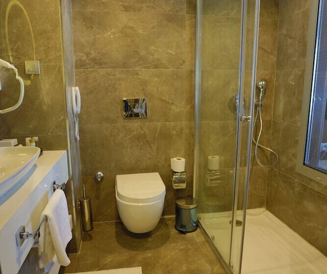デラックスルーム, B Business Hotel & Spa