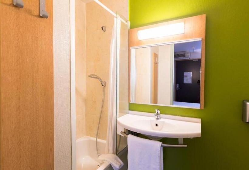 Четырехместный Номер Классик, B&b Hotel Limoges 2