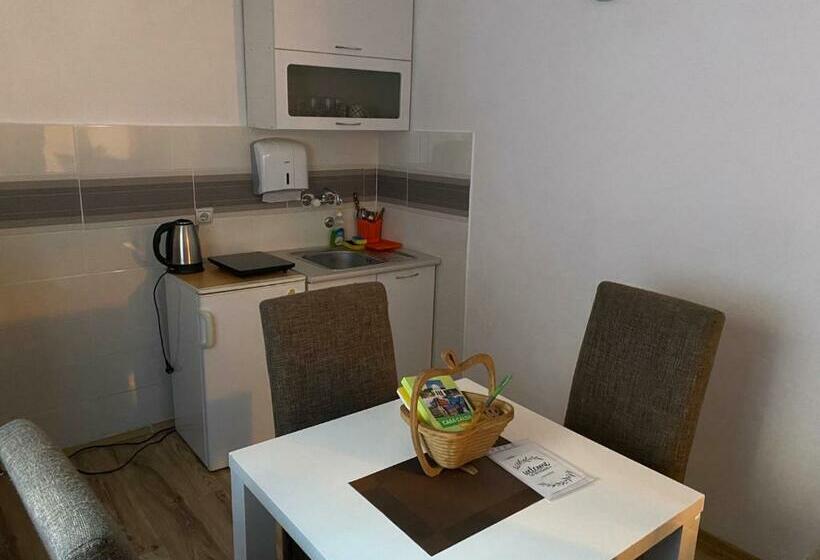 سوییت, Casa Calda Apartments