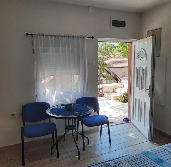 سوئیت با تخت بزرگ, Casa Calda Apartments