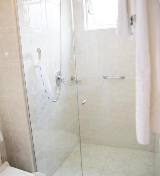 エクゼクティブトリプル, Barbur Plaza