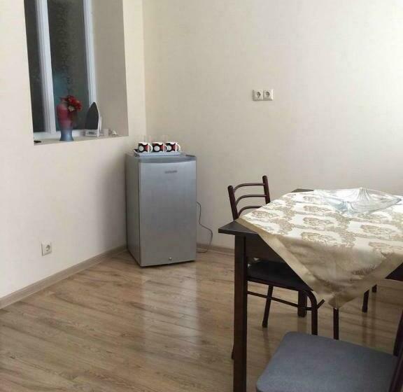 اتاق استاندارد, Batumi Summer