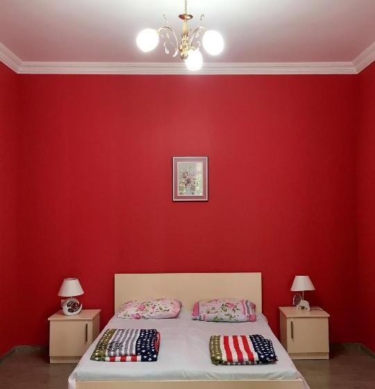 اتاق استاندارد, Batumi Summer