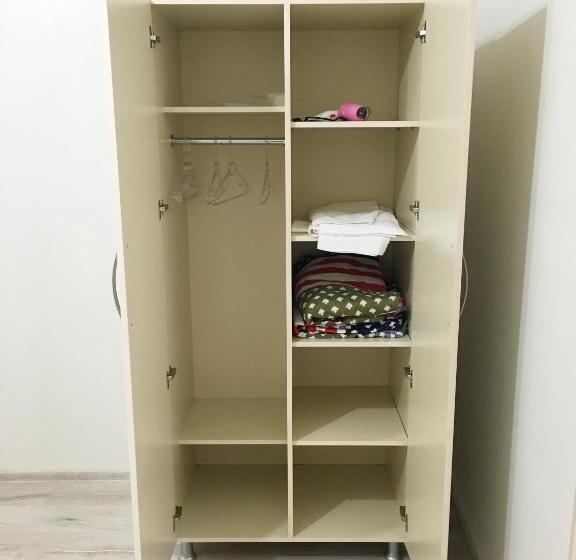 اتاق لوکس, Batumi Summer