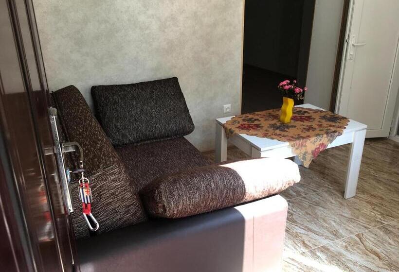 اتاق استاندارد, Batumi Summer