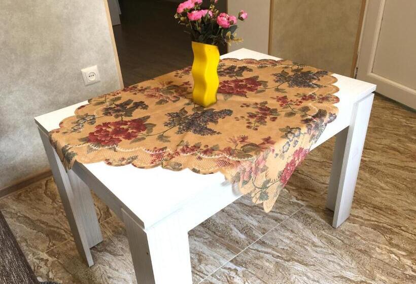 اتاق استاندارد, Batumi Summer