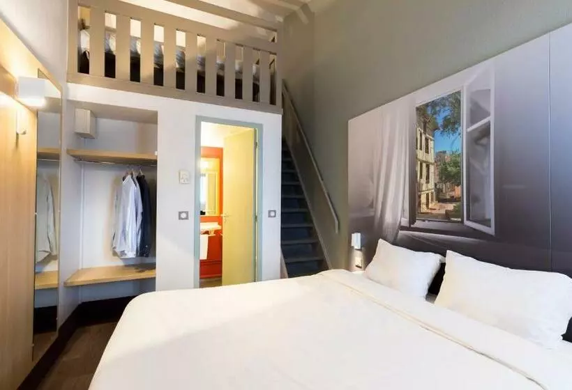 Standard Neljän Hengen Huone, B&b Hotel Limoges 2