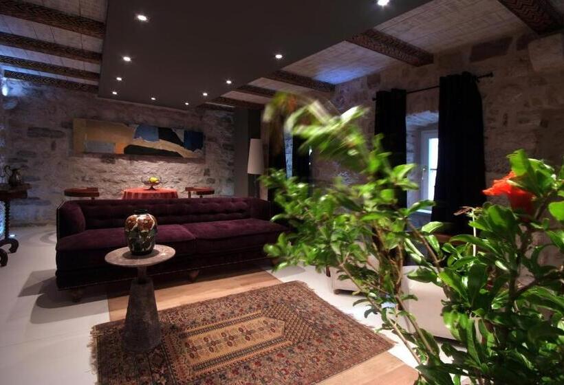 سوییت لوکس, Boutique Hotel Hippocampus