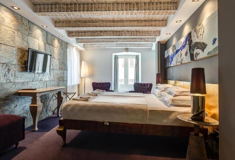 سوئیت با بالکن, Boutique Hotel Hippocampus