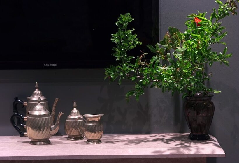 سوییت لوکس, Boutique Hotel Hippocampus