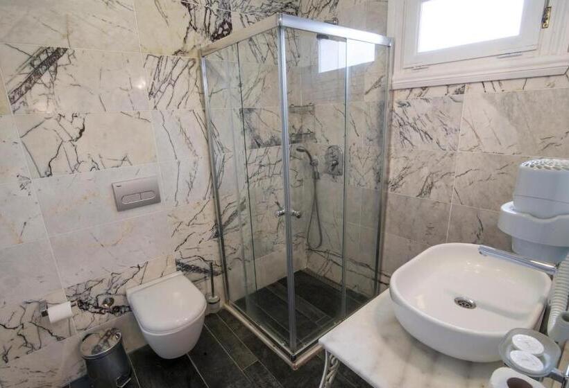 اتاق استاندارد, Büyükada Port