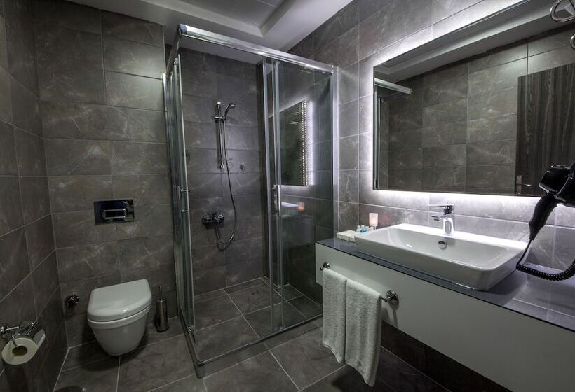 Habitació Triple Estàndard, Cavit Duvan Prestige