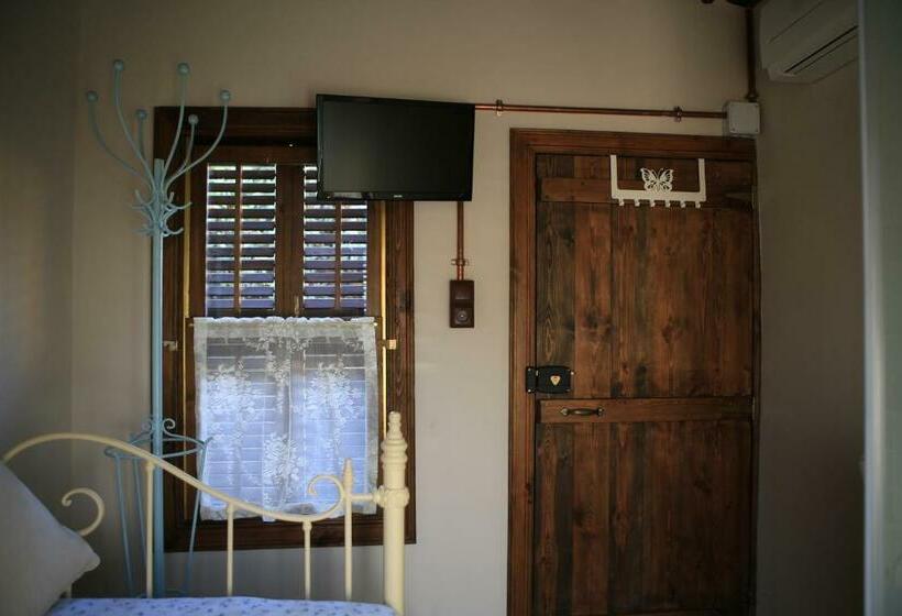 اتاق استاندارد یک نفره, Cicekli Konak