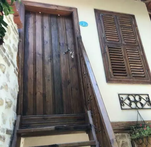 اتاق استاندارد یک نفره, Cicekli Konak