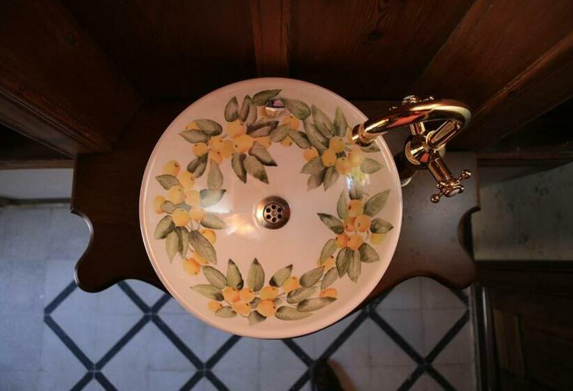 اتاق استاندارد, Cicekli Konak