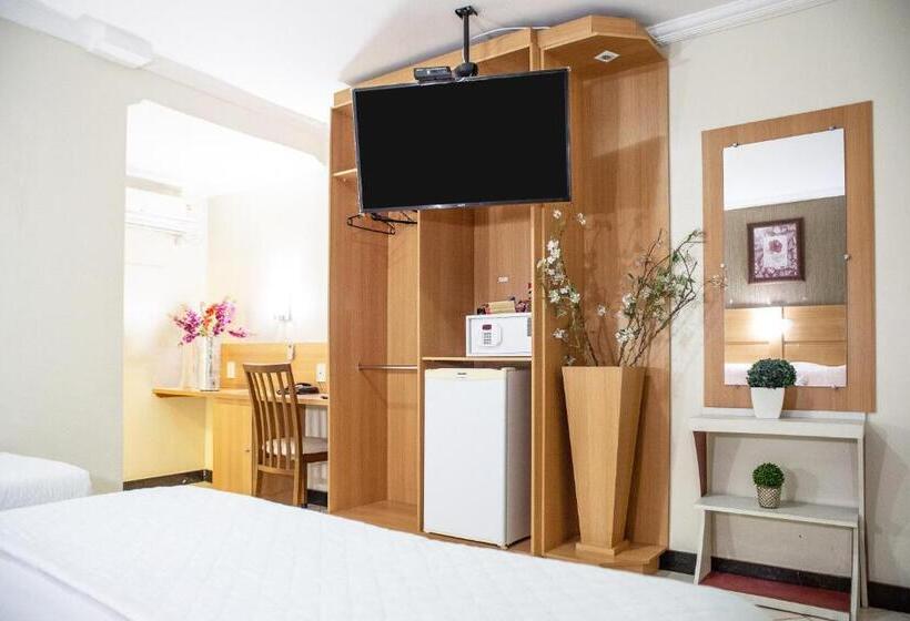 Четырехместный Номер Deluxe, Cravo E Canela