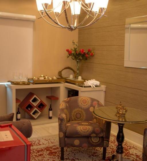 Люкс Deluxe Кровать Кинг, Cravo E Canela