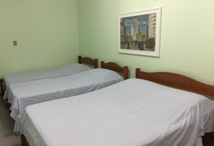 غرفة قياسية ثلاثية مزودة بشرفة, Jardim